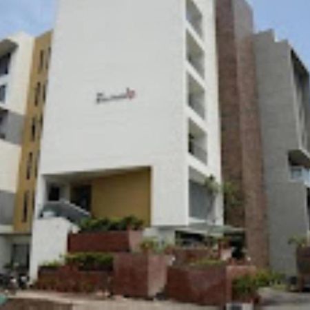 Hotel Krish , Somnāth Exteriér fotografie
